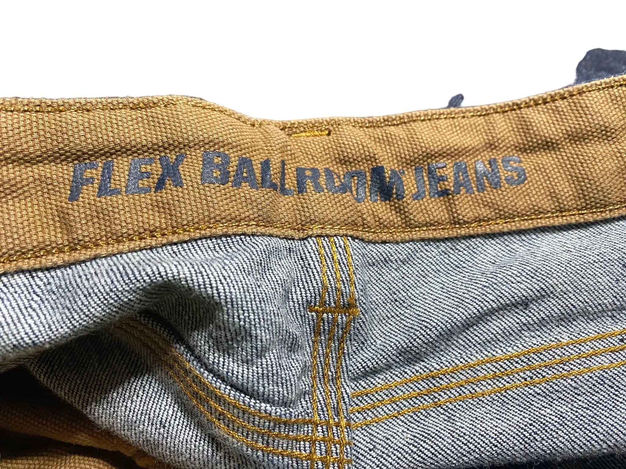Duluth Trading Men's Flex Ballroom Jeans Dark Blue (Size: 42 x 30) NWOT