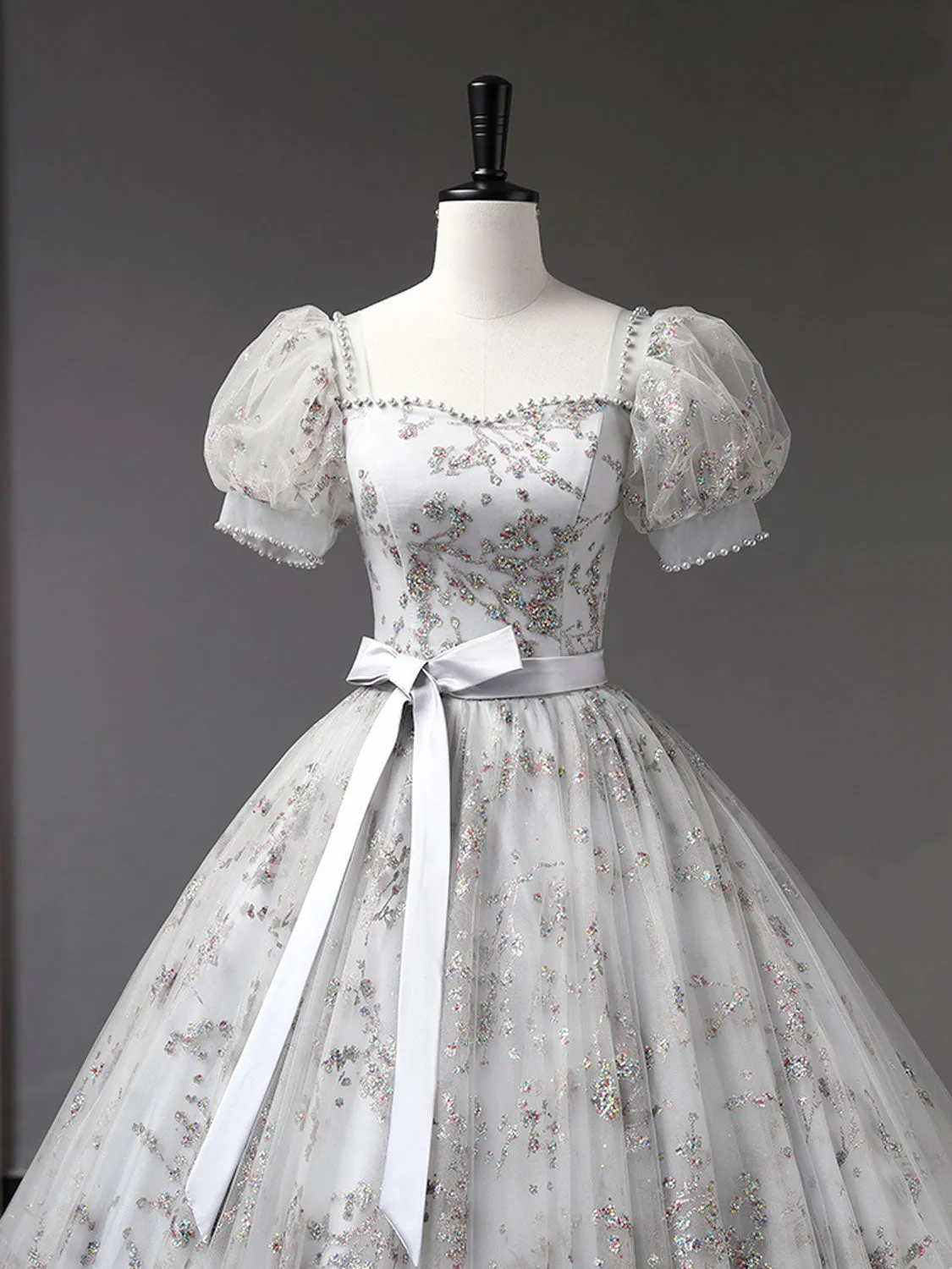 Silver Grey Square Neck Lace Ball Gown Quinceanera Dress with Short Sleeves