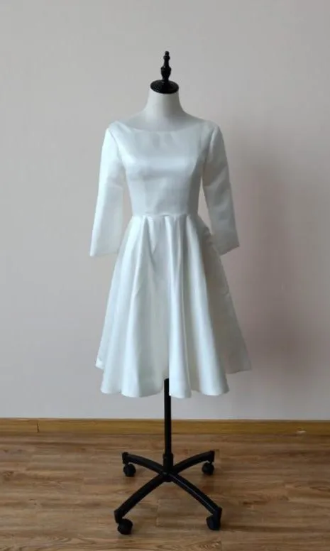 Vintage Knee Length Half Sleeve Wedding Dress